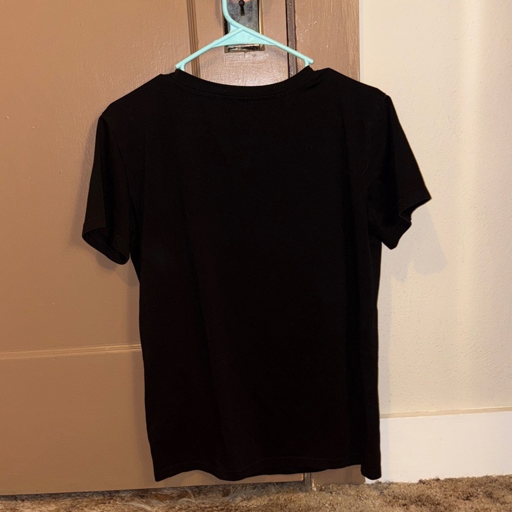 Women’s Black & Red Rolling Stones inspired lips graphic tee size small! - Picture 2 of 2